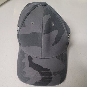 Adidas Gray  Dual Camo Double Logo Adjustable Hat Cap OSFA Pre-Owned